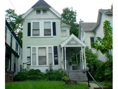 3132 Durrell Ave, Cincinnati, OH 45207 photo 1