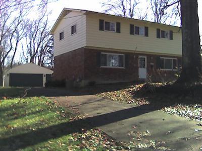 9336 Ranchill Dr, Cincinnati, OH 45231 photo 1