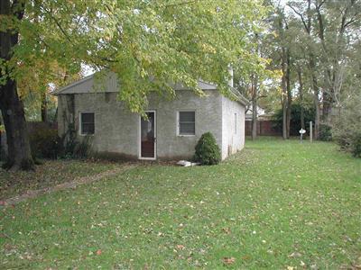 128 Carr Dr, Blanchester, OH 45107 photo 1