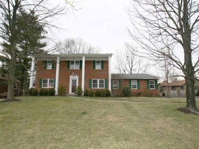 9389 Flemington Dr, Wyoming, OH 45231 photo 1