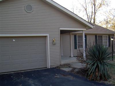 555 Lang Rd, Cincinnati, OH 45244 photo 2