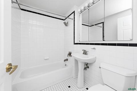 5582 Eagle Dance Dr, Hamilton, OH 45011 photo 9
