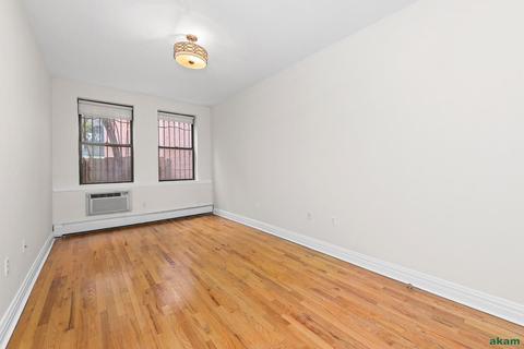 5582 Eagle Dance Dr, Hamilton, OH 45011 photo 8