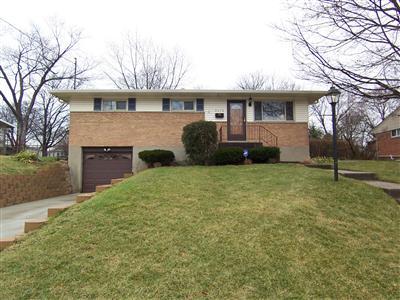 8678 Eldora Dr, Cincinnati, OH 45236 photo 2