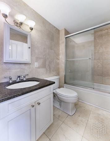 5706 Glow Ct, Cincinnati, OH 45238 photo 5