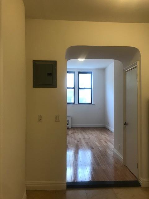 2354 Rohs St, Cincinnati, OH 45219 photo 6