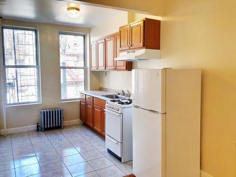 2734 Markbreit Ave, Cincinnati, OH 45209 photo 4