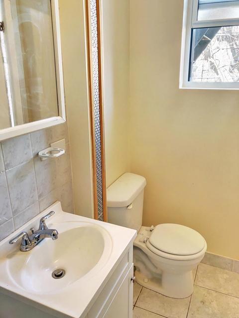 2734 Markbreit Ave, Cincinnati, OH 45209 photo 1