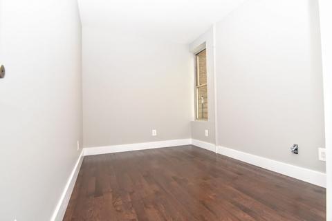 13 Imboden Ct, Greenhills, OH 45218 photo 6