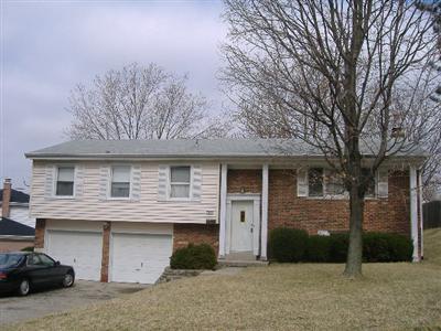 1880 Fullerton Dr, Cincinnati, OH 45240 photo 1