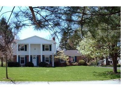 5575 Wasigo Dr, Cincinnati, OH 45230 photo 1