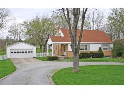 10655 Pippin Rd, Cincinnati, OH 45231 photo 1