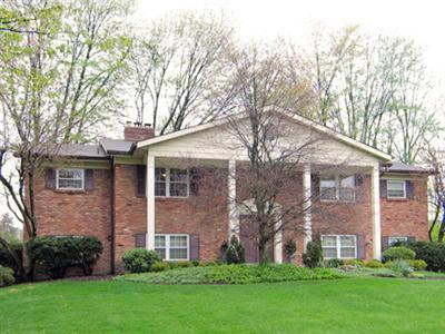 7604 Trailwind Dr, Montgomery, OH 45242 photo 1