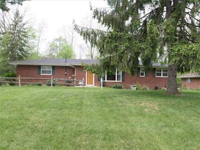4161 Brookfield Dr, Cincinnati, OH 45245 photo 1