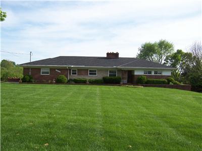 4271 Cornell Rd, Blue Ash, OH 45241 photo 1