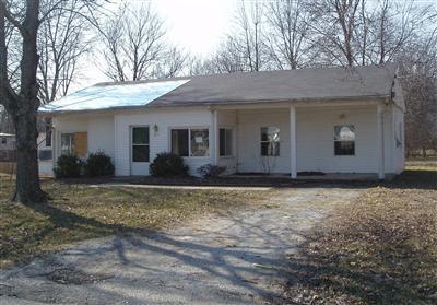 3899 Dieckman Ln, Cincinnati, OH 45245 photo 1