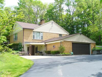 9672 Daly Rd, Cincinnati, OH 45231 photo 1
