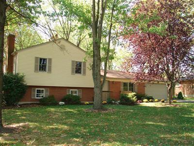 541 Lang Rd, Cincinnati, OH 45244 photo 1