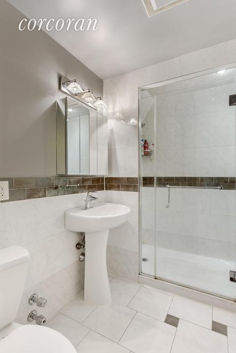 1325 Pendleton St, Cincinnati, OH 45202 photo 9