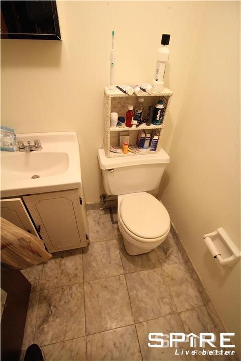 2111 Sutton Ave #G, Cincinnati, OH 45230 photo 8