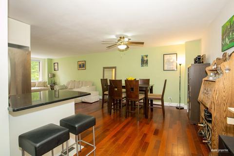 5877 Rhode Island Ave, Cincinnati, OH 45237 photo 2