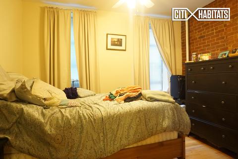 5157 Paddock Rd, Cincinnati, OH 45237 photo 4