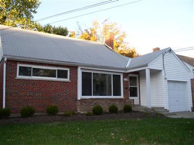 1096 Hempstead Dr, Cincinnati, OH 45231 photo 3