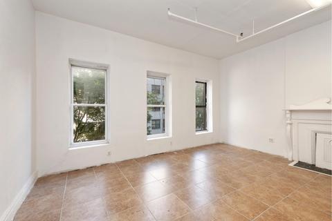 4150 Pillars Dr, Cincinnati, OH 45209 photo 6