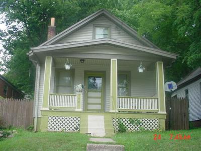 4401 Watterson St, Cincinnati, OH 45227 photo 2