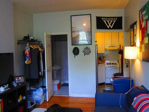 1228 Bates Ave, Cincinnati, OH 45225 photo 4