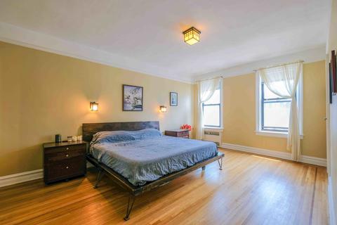 4344 Eighth St, Cincinnati, OH 45205 photo 1
