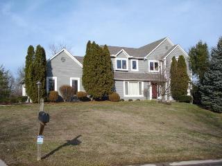 8272 Farwick Ct, Cincinnati, OH 45249 photo 3