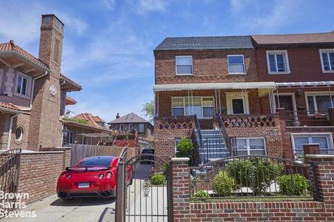 1053 Devils Backbone Rd, Cincinnati, OH 45233 photo 1