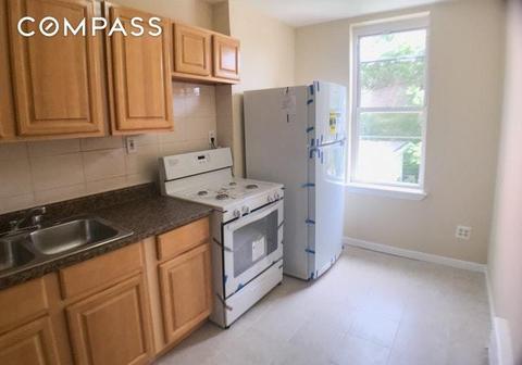 861 Beech Ave, Cincinnati, OH 45205 photo 4