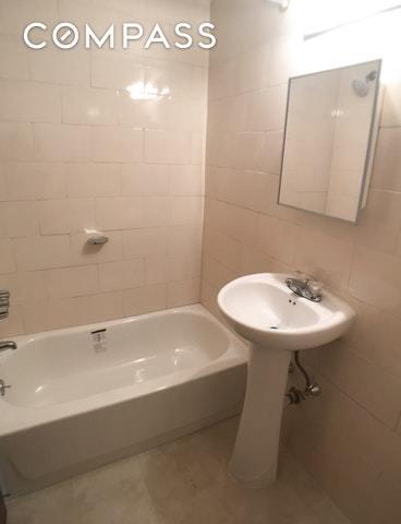 861 Beech Ave, Cincinnati, OH 45205 photo 6