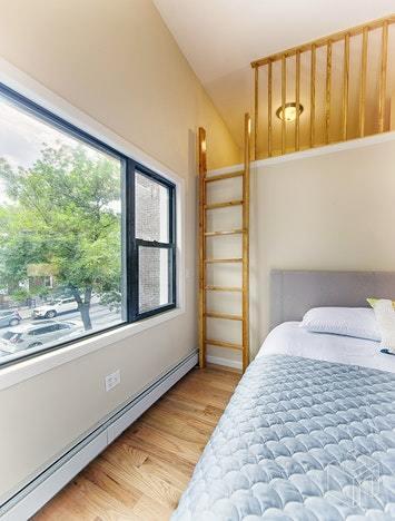 2270 Loth St, Cincinnati, OH 45219 photo 9