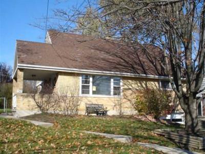 385 Ingram Rd, Greenhills, OH 45218 photo 3