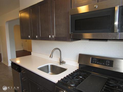 2333 Oaktree Pl, Cincinnati, OH 45238 photo 1