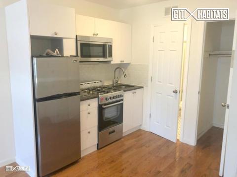 1714 Norcol Ln, Cincinnati, OH 45231 photo 4