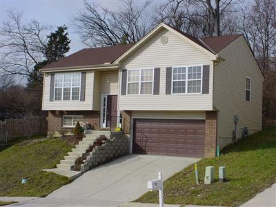 3305 Brodbeck Pl, Cincinnati, OH 45211 photo 3
