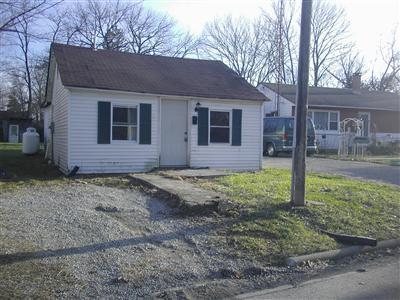 219 Highland Ave, Blanchester, OH 45107 photo 3
