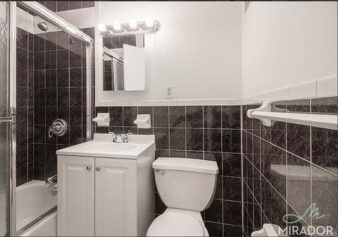9292 Bridgecreek Dr, Cincinnati, OH 45231 photo 4