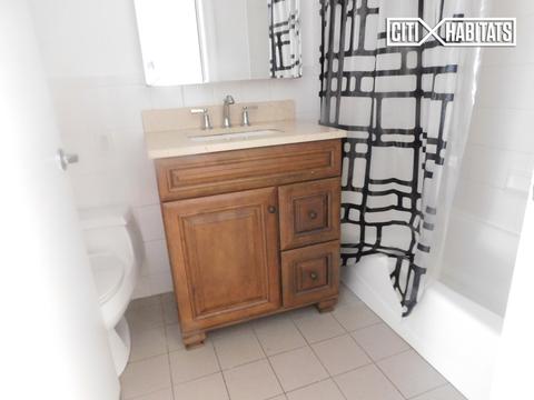 717 Avon Fields Ln, Cincinnati, OH 45229 photo 8
