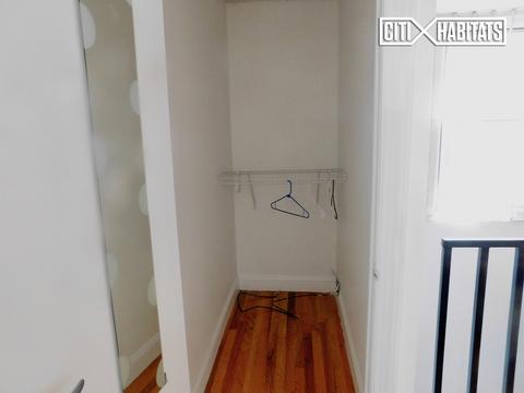 717 Avon Fields Ln, Cincinnati, OH 45229 photo 12