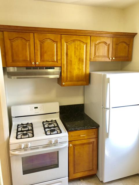 939 Auburnview Dr, Cincinnati, OH 45206 photo 4