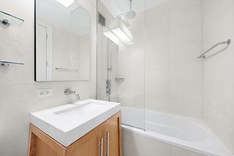 1911 Dalewood Pl, Cincinnati, OH 45237 photo 8