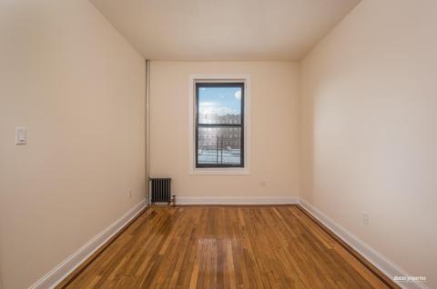 11005 Woodlands Way, Blue Ash, OH 45241 photo 2