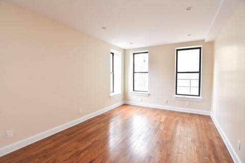 2509 Impala Dr, Cincinnati, OH 45231 photo 1