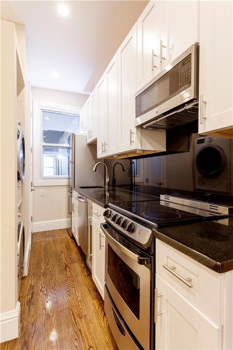 3068 Wardall Ave, Cincinnati, OH 45211 photo 6