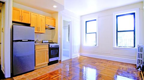3835 Edge Hill Pl, Cincinnati, OH 45229 photo 1
